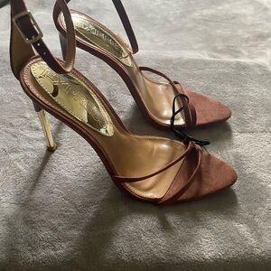 Express Elegant Brown Strappy Heels new size 9